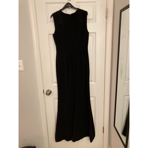 Formal Dress - Picture 3 of 6